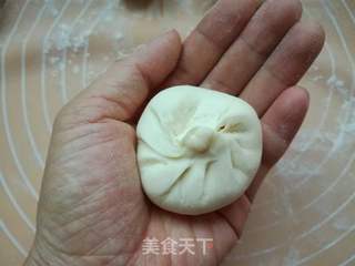 #新春花开#奶香枣泥梅花包的做法步骤:6