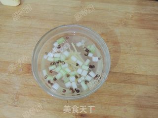白玉萝卜盅的做法步骤:2