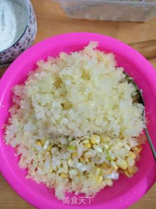 白菜玉米水饺的做法步骤:6