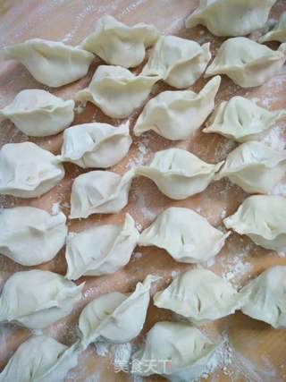 白菜玉米水饺的做法步骤:9