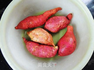 空气炸锅烤红薯的做法步骤:2