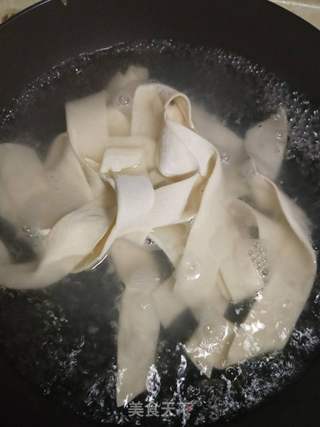 手擀 biang biang 面的做法步骤:10