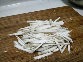 私房杏鲍菇牛肉酱的做法步骤:2