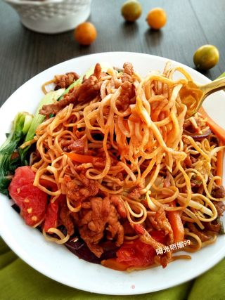 肉丝炒面的做法步骤:10