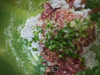 客家水煮肉丸的做法步骤：2