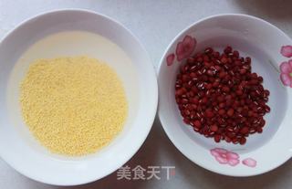 红豆小米粥的做法步骤:2