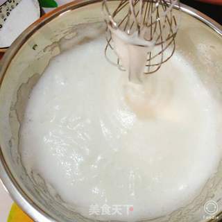 戚风蛋糕【烤箱】的做法步骤:5