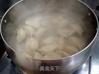 猪肉白菜韭菜馅水饺的做法步骤:10