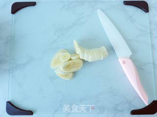 苹果香蕉白桃酱奶昔的做法步骤:4