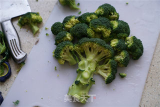 西兰花圣诞树的做法步骤:5