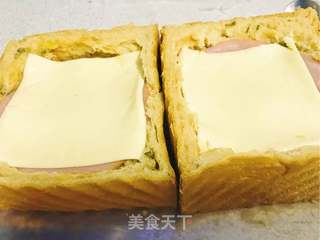 吐司托蛋的做法步骤:6