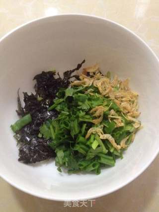 快捷酸汤水饺的做法步骤:2