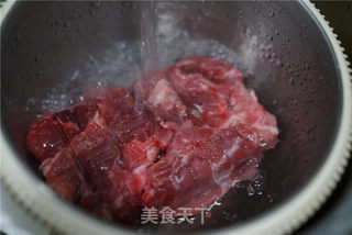 虾仁猪骨粥的做法步骤:2