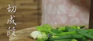 潮音潮人:潮汕素炒丝瓜的做法步骤:4