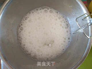 红丝绒戚风奶油蛋糕的做法步骤:6
