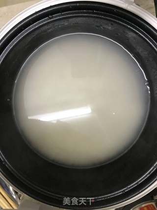 快手晚餐-电饭锅煲仔饭的做法步骤:2
