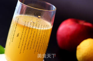 酸甜爽口的饮品---柠檬苹果汁的做法步骤:5