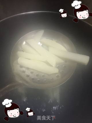 原创【?仙草味道?私房菜?】?女儿?的?味道??烘烤马铃薯条?的做法步骤:5