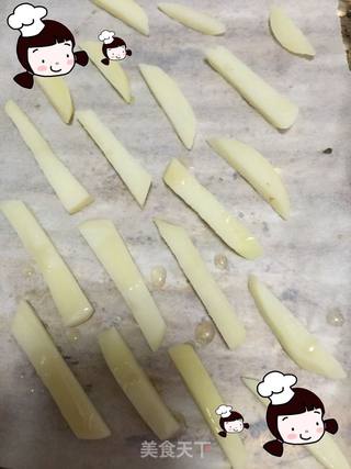 原创【?仙草味道?私房菜?】?女儿?的?味道??烘烤马铃薯条?的做法步骤:7
