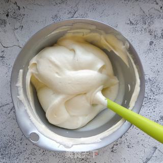 圣诞老人草莓蛋糕卷的做法步骤:15