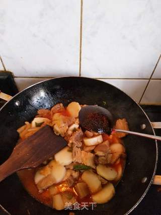 辣白菜五花肉炒年糕的做法步骤:6