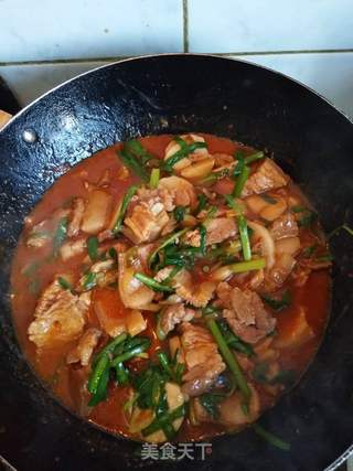 辣白菜五花肉炒年糕的做法步骤:7
