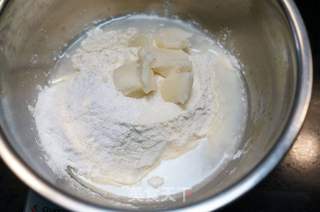 老婆饼的做法步骤：5