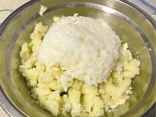 土豆邂逅隔夜饭的做法步骤:6