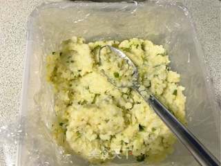 土豆邂逅隔夜饭的做法步骤:13