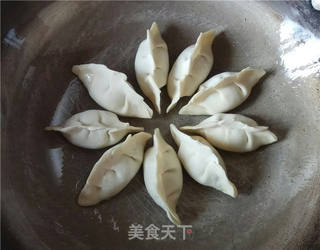 煎饺的做法步骤:7