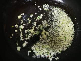 蒜蓉粉丝蒸虾的做法步骤：3