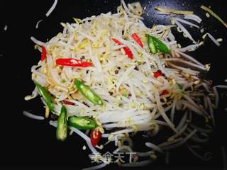 酸辣绿豆芽的做法步骤:9