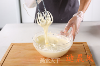 小蛋糕巧克力棒棒糖的做法步骤:2