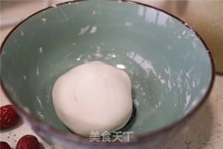红枣圆子酒酿甜汤的做法步骤:2