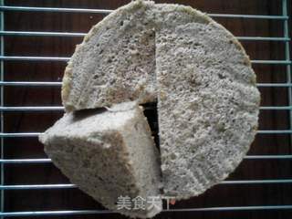 低糖的黑芝麻咸蛋糕的做法步骤:8
