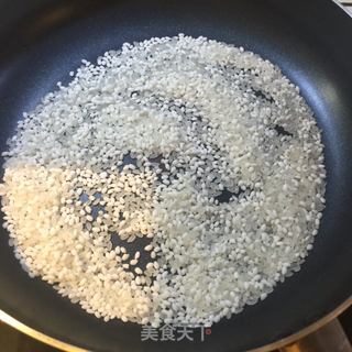 自制粉蒸肉米粉的做法步骤：1