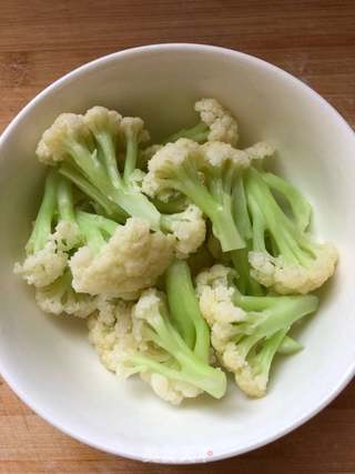 排骨煲仔饭的做法步骤:3