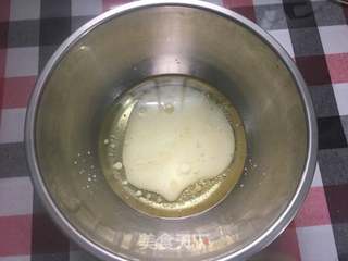 水果奶油蛋糕卷的做法步骤：1