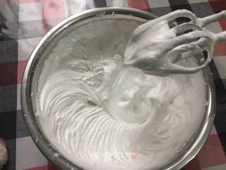 水果奶油蛋糕卷的做法步骤：7