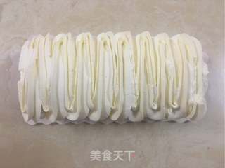 水果奶油蛋糕卷的做法步骤:12