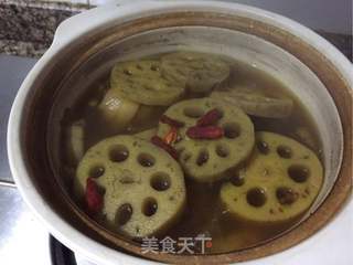#虫草花莲藕汤的做法图解7