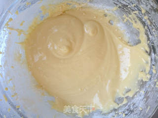淡奶油蔓越莓纸杯蛋糕的做法步骤：4