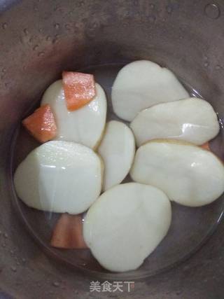 三文鱼肠饭团的做法步骤:3