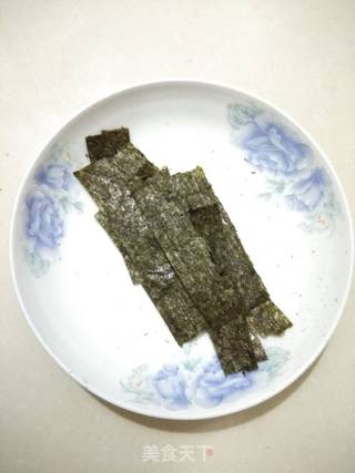 三文鱼肠饭团的做法步骤：11