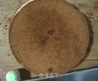 元旦快手草莓裸蛋糕的做法步骤：9