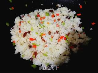 腊肠炒饭的做法步骤:8