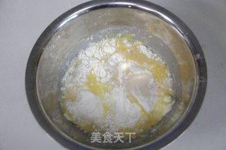 香葱火腿包的做法步骤：2