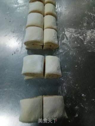椒盐花卷的做法步骤:3