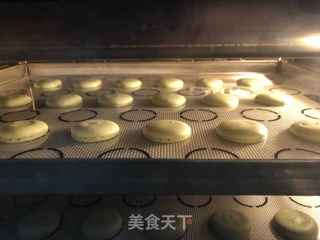 抹茶马卡龙的做法步骤:15