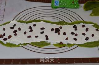 蜜豆抹茶毛巾卷的做法步骤:9